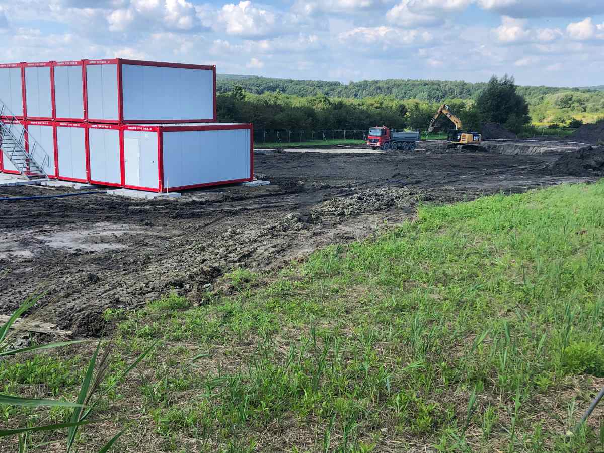 Wynajem mebli i biurek