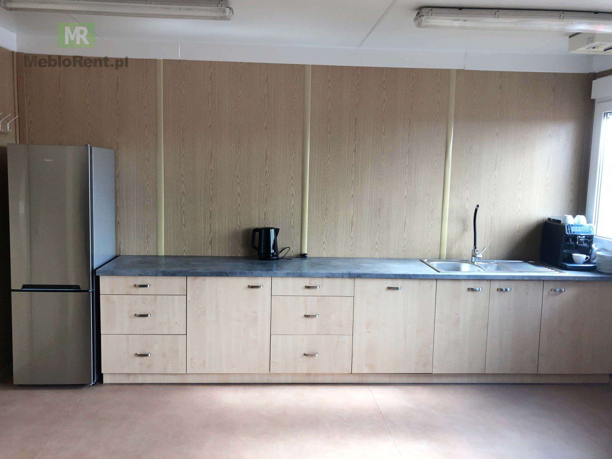 wynajem mebli biurowych