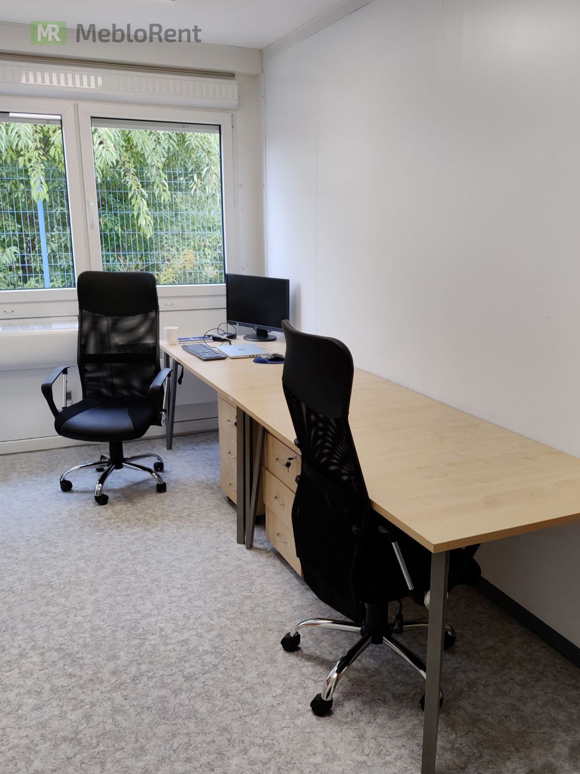 stoły / biurka i fotele obrotowe MebloRent